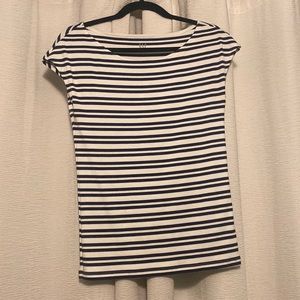 Gap navy striped moderntee